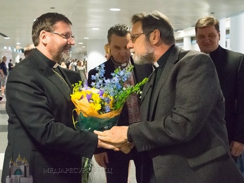 Patriarch Sviatoslav and Father Mykhailo Kuzma Permanent Synod May 2016